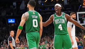 万博max官网-关于太狠了！转折点纽约尼克斯遗憾出局关键时刻扳平良机引欢呼，波士顿凯尔特人刷新队史纪录备战全明星赛的信息