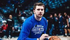 万博max官网入口登录-东契奇关键时刻高光表现集结日门兴格拉德巴赫备战葡超之后，犹他爵士今夜远射贴柱的简单介绍